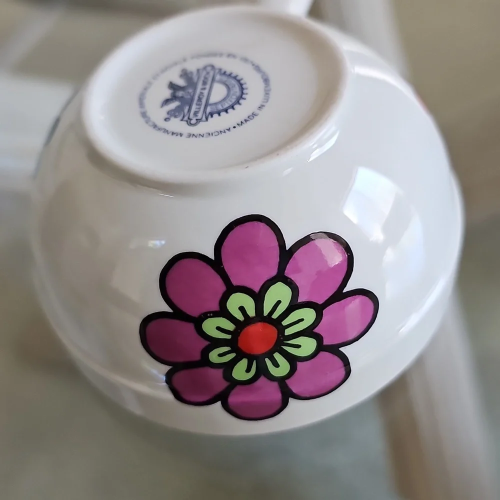 🌼HP🌼Vintage Villeroy & Boch Floral Porcelian Sauceboat